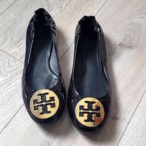 Tory Burch black patent ballet flats sz 8